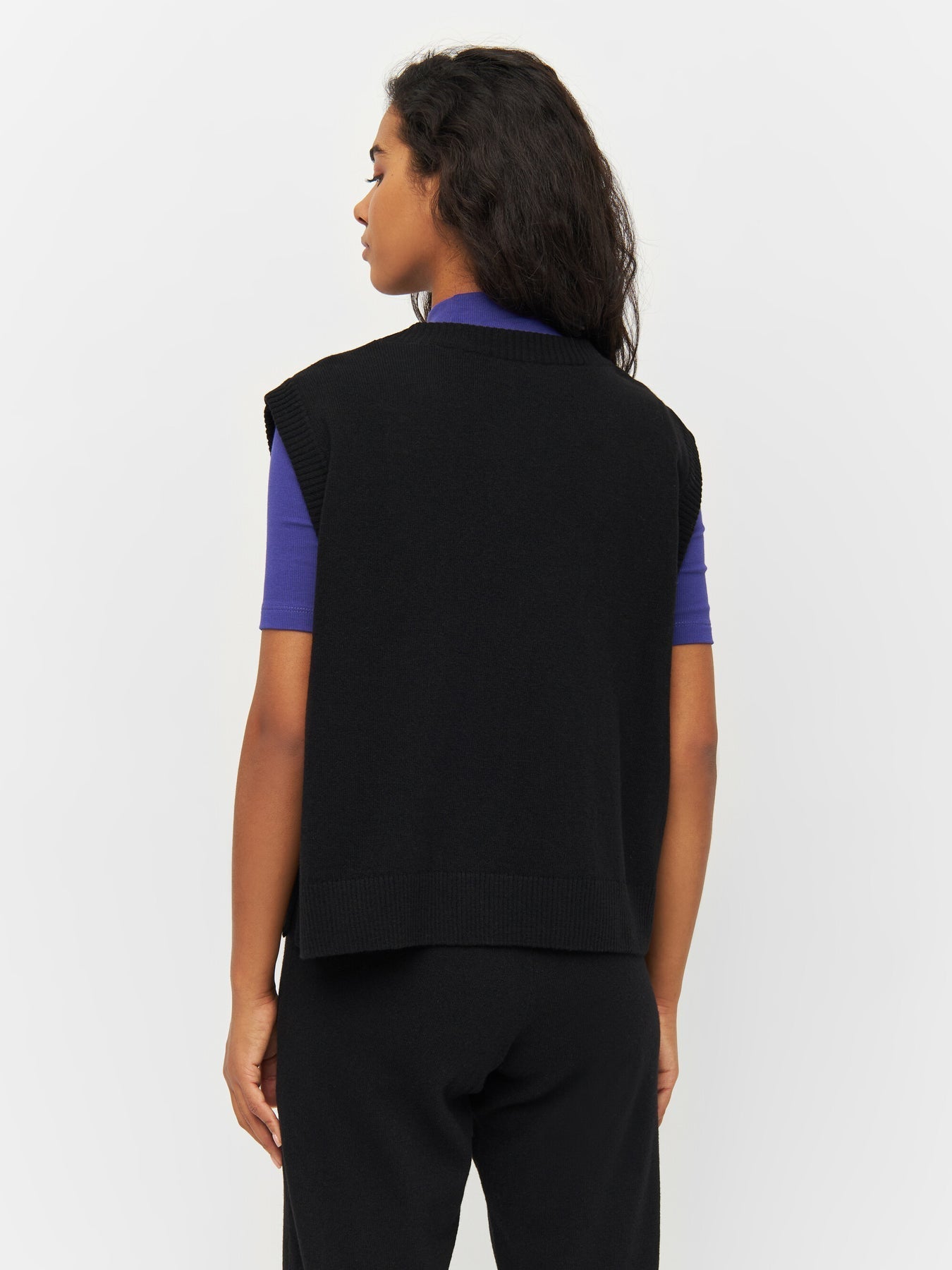 Pull sans manches en laine bio | Noir "lambswool vest black jet"