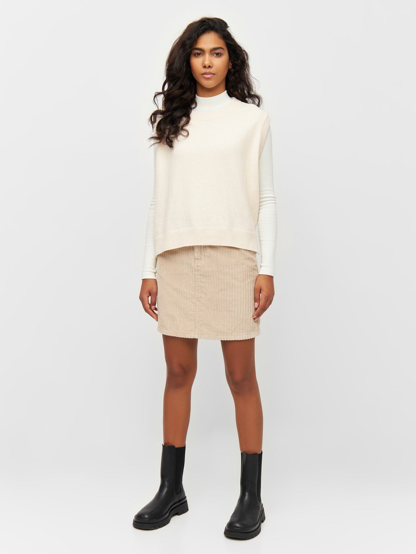 Pull sans manches en laine bio | Écru "lambswool vest buttercream"