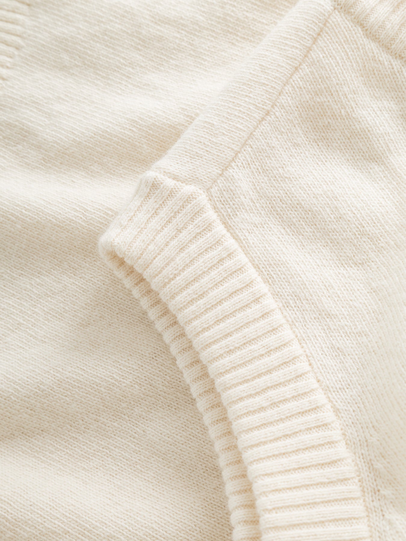 Pull sans manches en laine bio | Écru "lambswool vest buttercream"