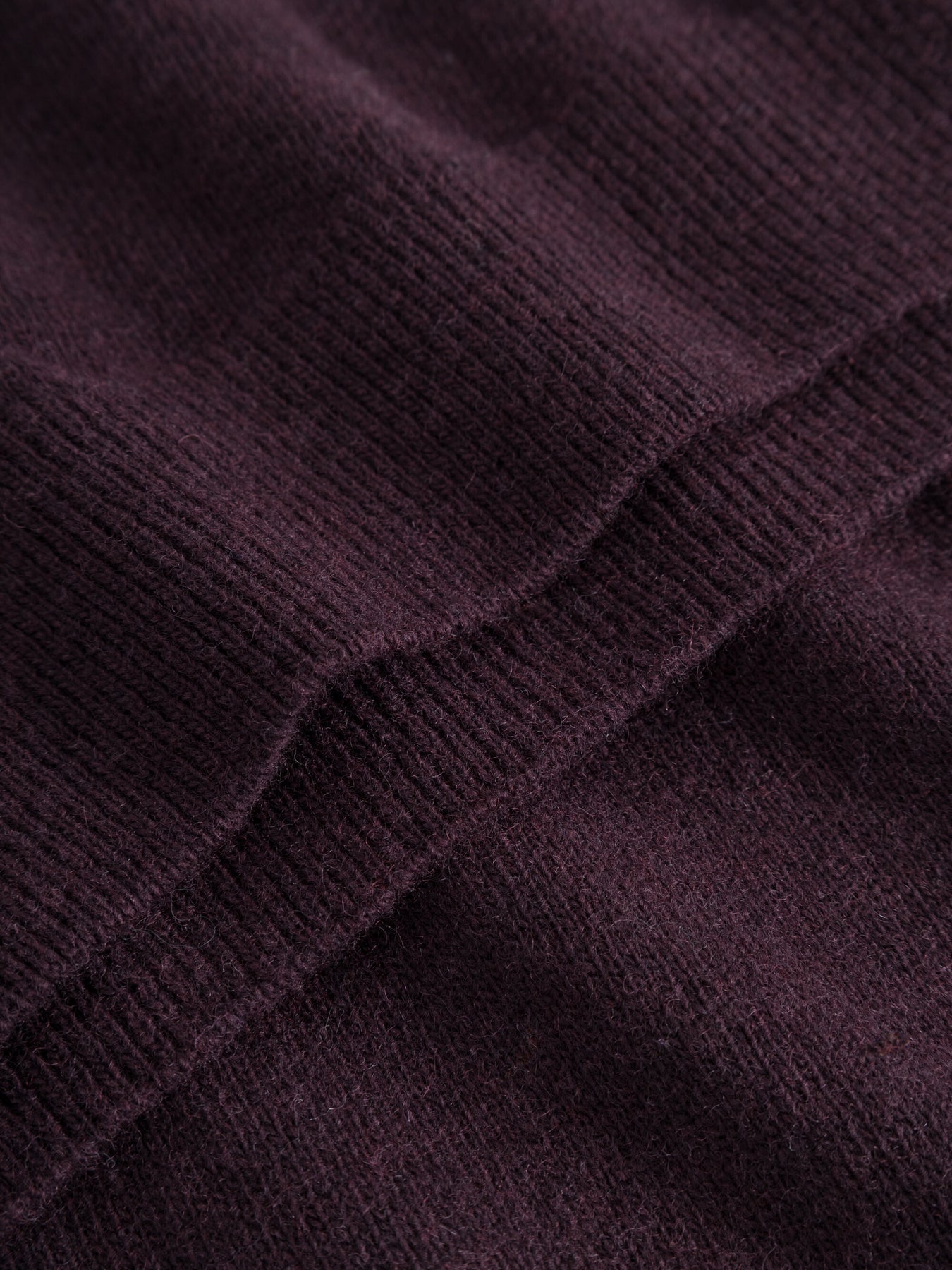 Pull col roulé en laine certifiée | Acajou "lambswool roll neck chocolate plum"