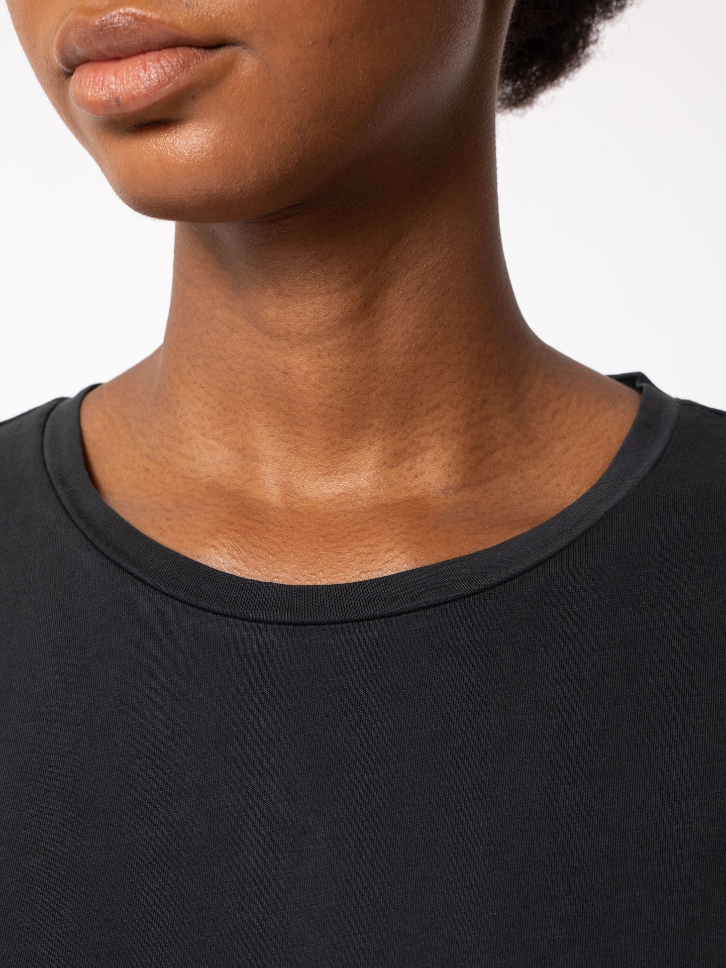 T-shirt ample gris foncé en coton bio - Lisa Cropped Tee Antracite