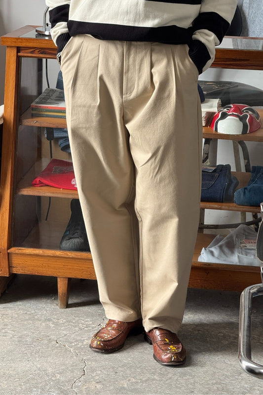 Pantalon large en coton bio | beige "Beige chino pants" | Beige