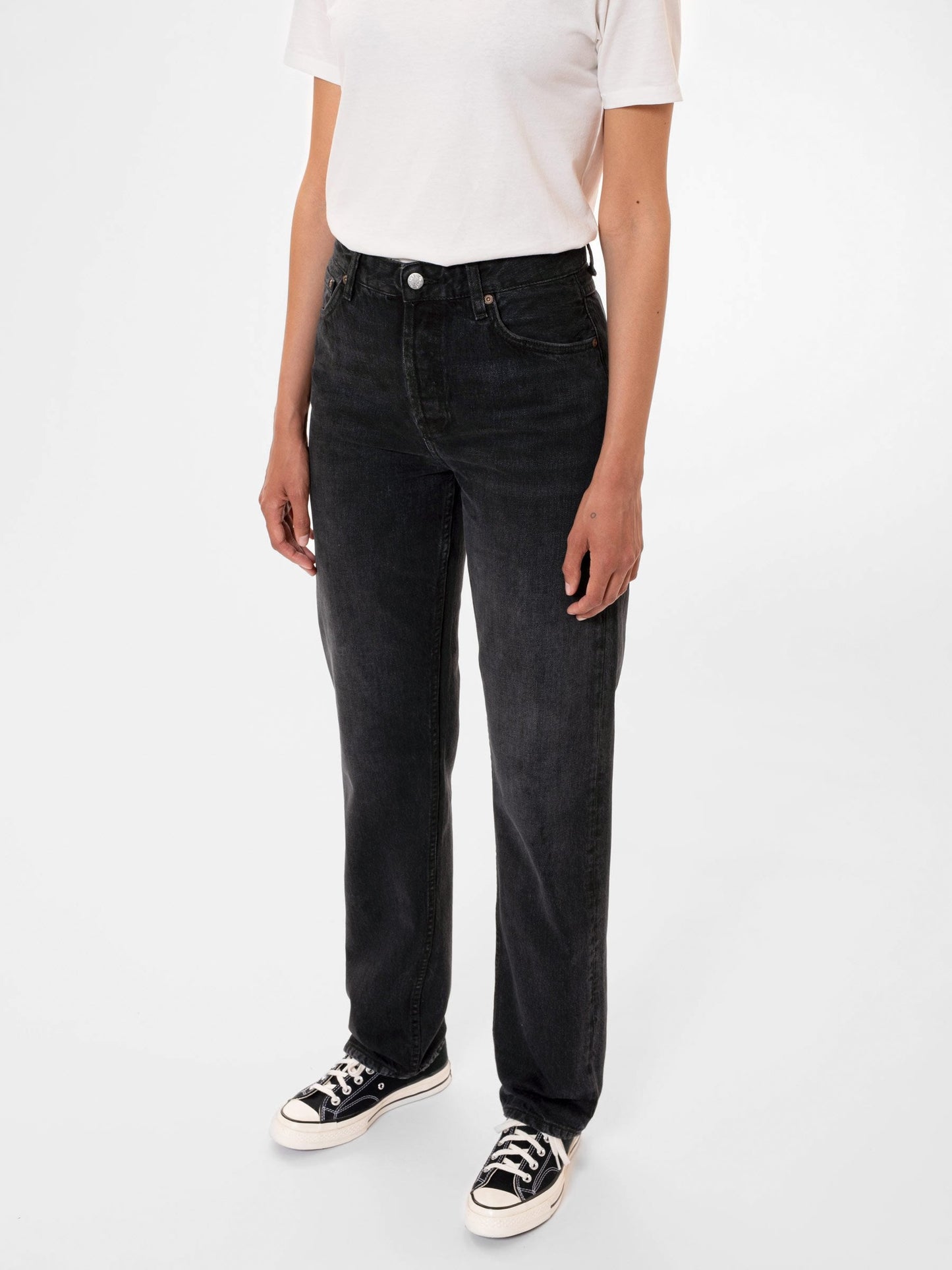 Jean droit délavé en coton bio | noir "lofty lo vintage black"