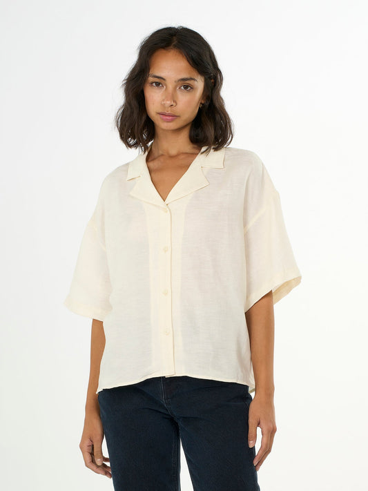 Chemiser beige en lin bio et tencel - loose linen shirt buttercream