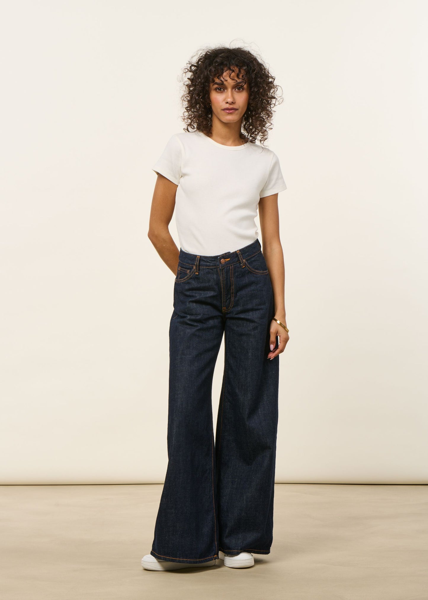T-shirt manches courtes côtelé en coton bio | off white | Blanc