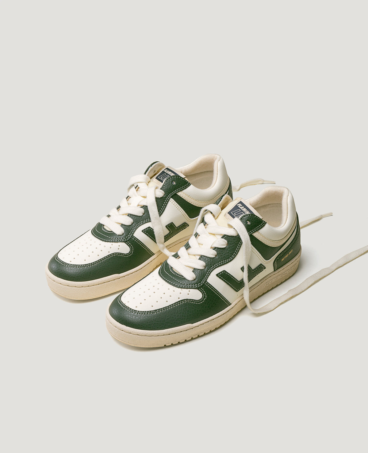 Baskets vegan en matière recyclée | blanc et vert "retro 86s forest pearl"
