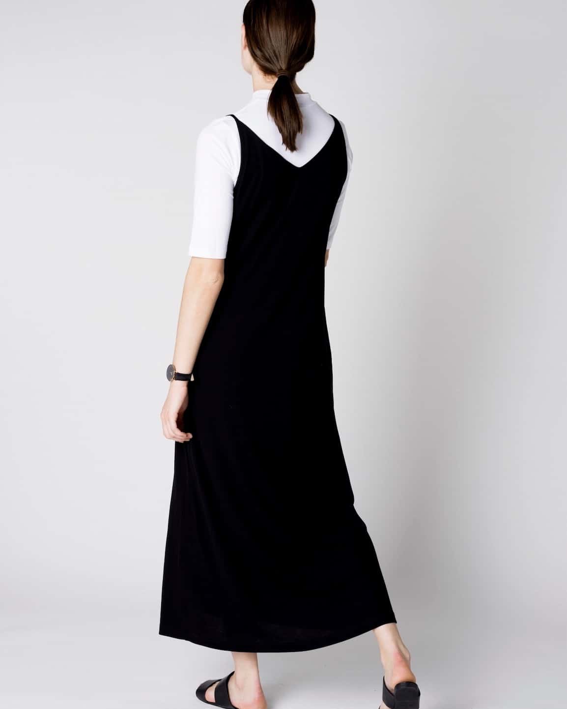 Robe longue noire en tencel - triangle midi