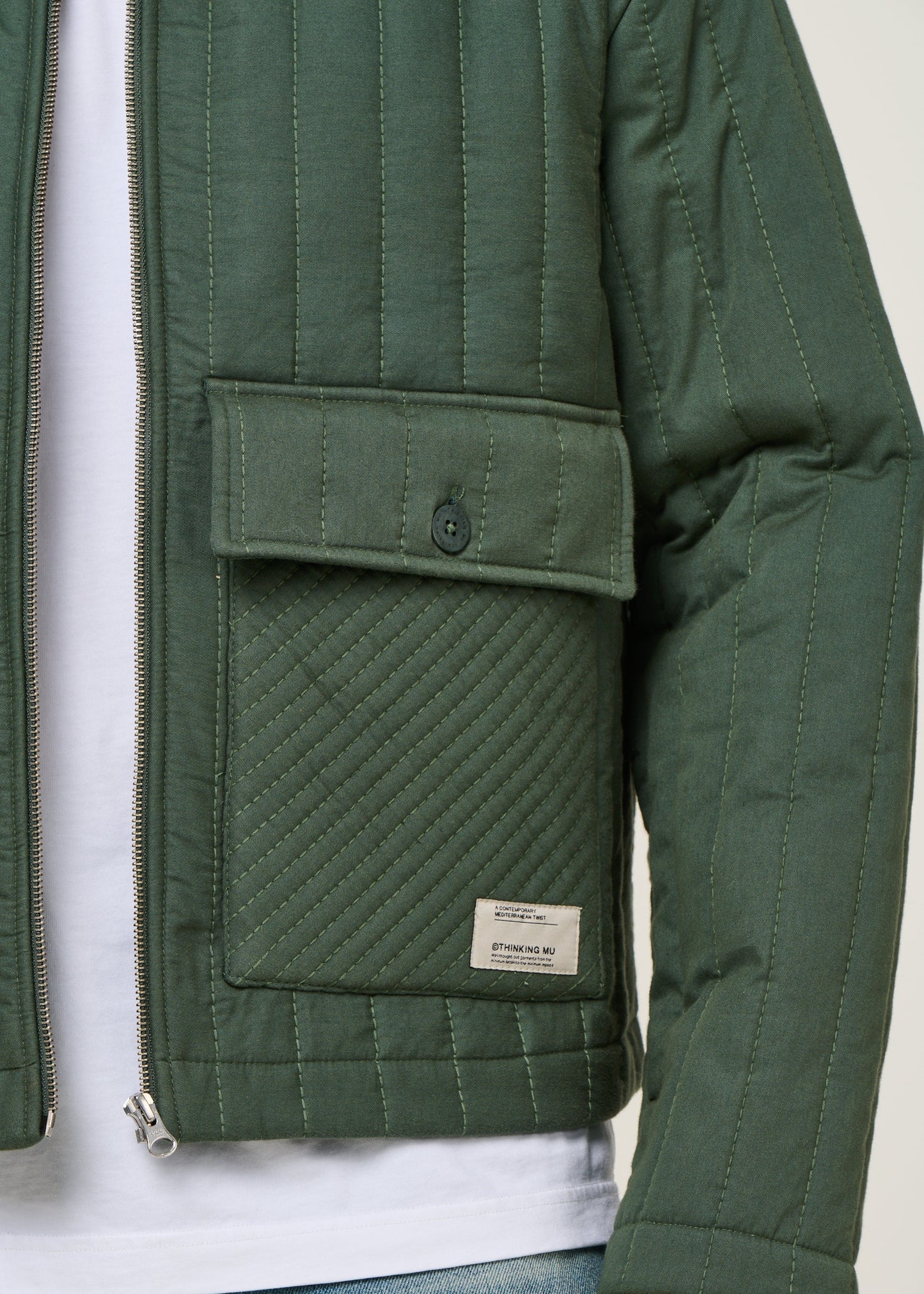 Veste matelassée en coton bio | vert "dark eucaliptus roc jacket - green"