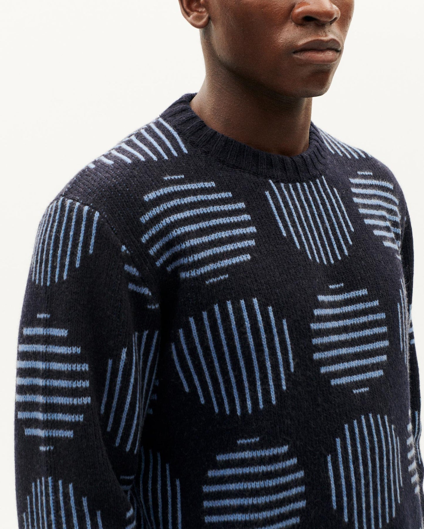 Pull en laine mérinos | bleu "japan khem knitted sweater"