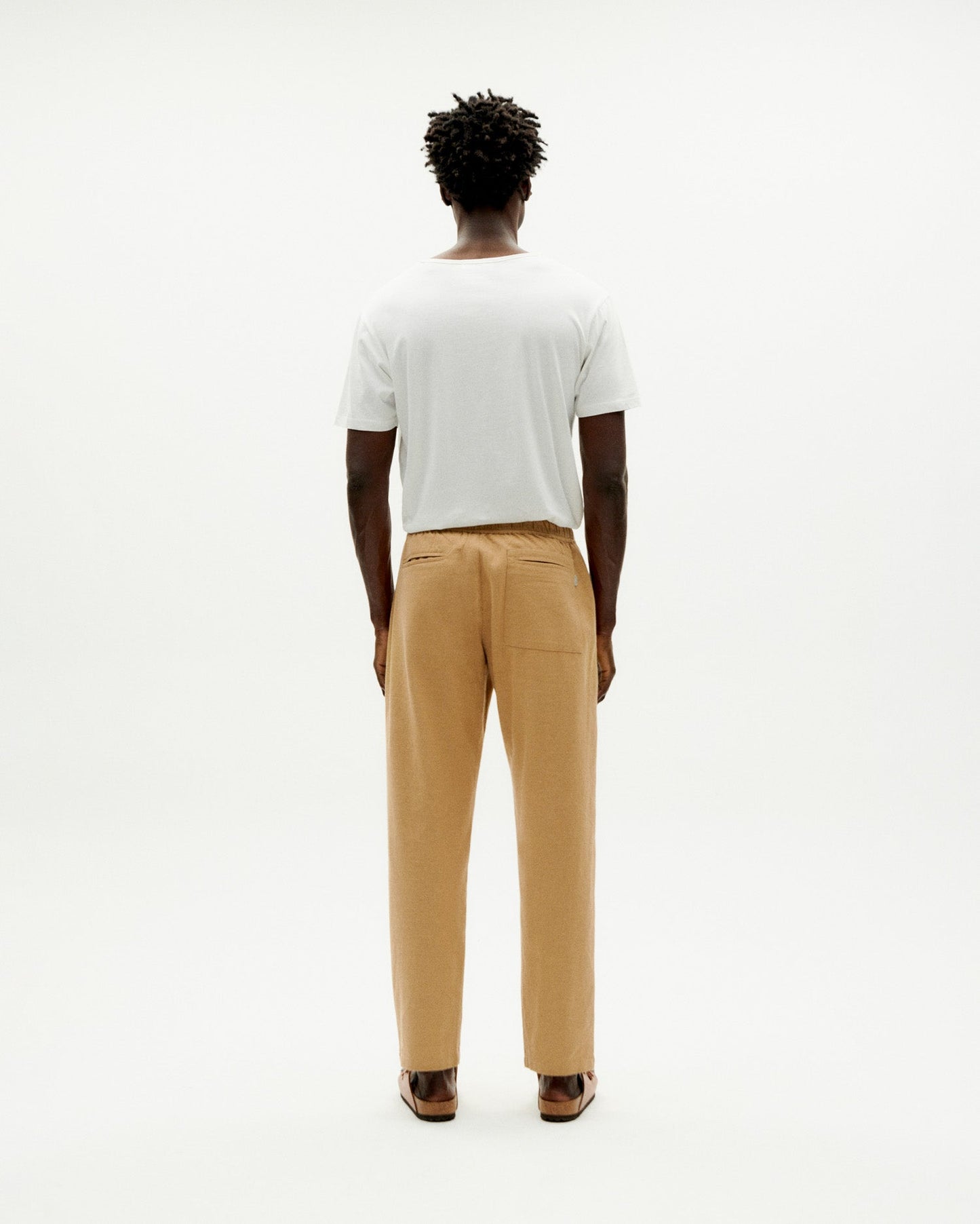 Pantalon droit en coton bio | Camel "light travel"