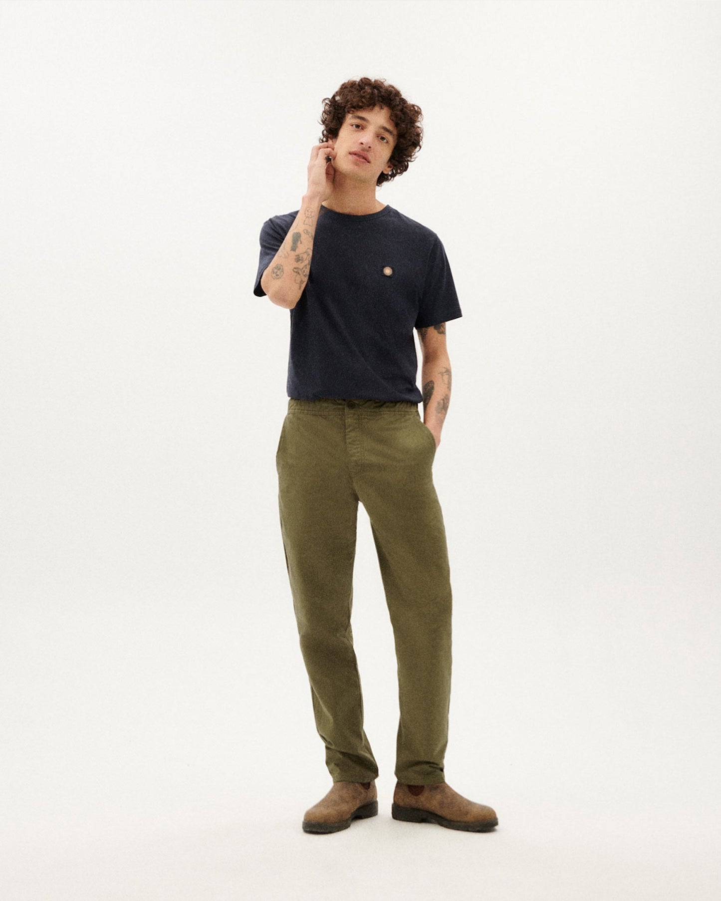 Pantalon droit en coton bio | kaki "olive green travel pants"