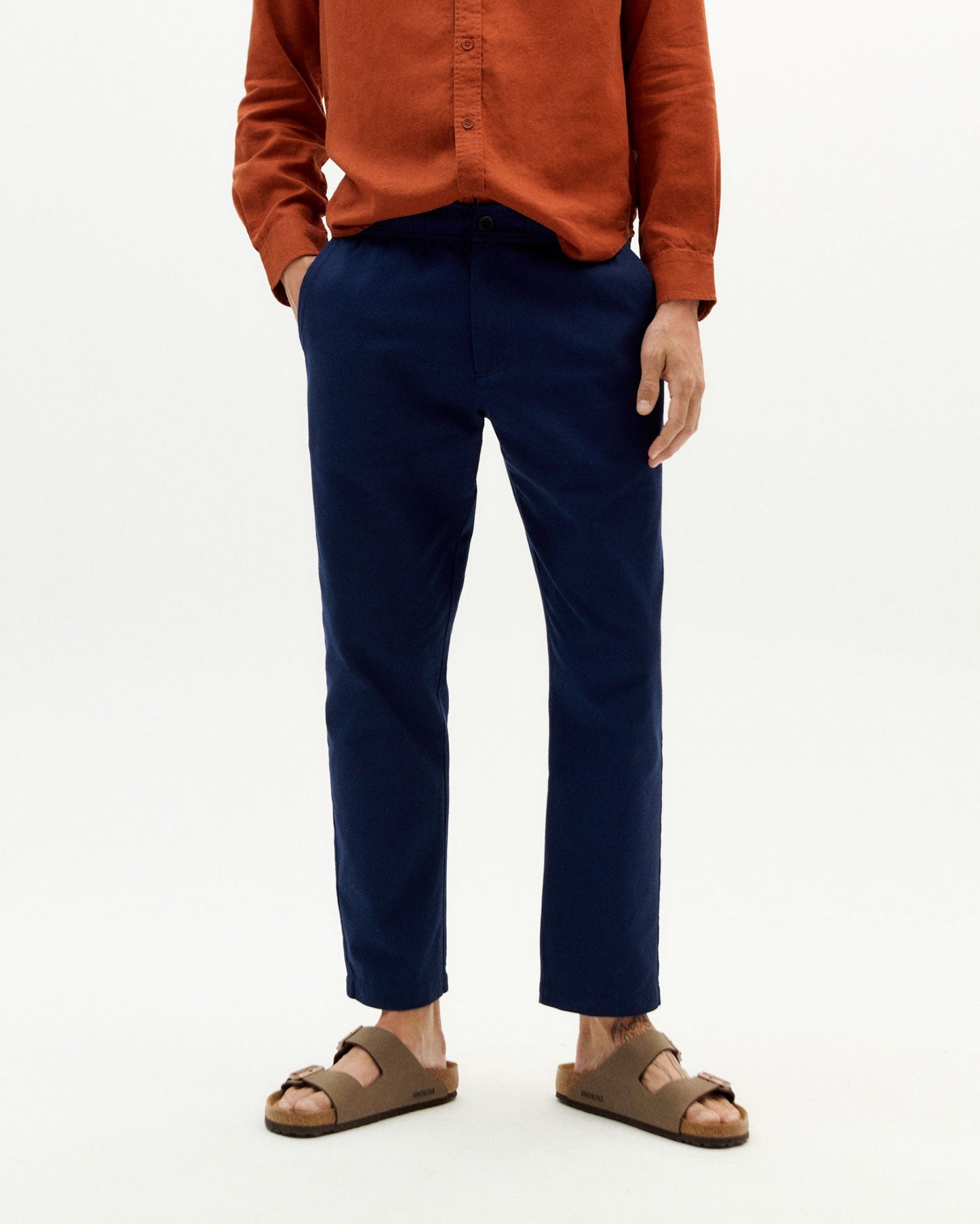 Pantalon droit en coton bio | marine 'blue night light travel pants'