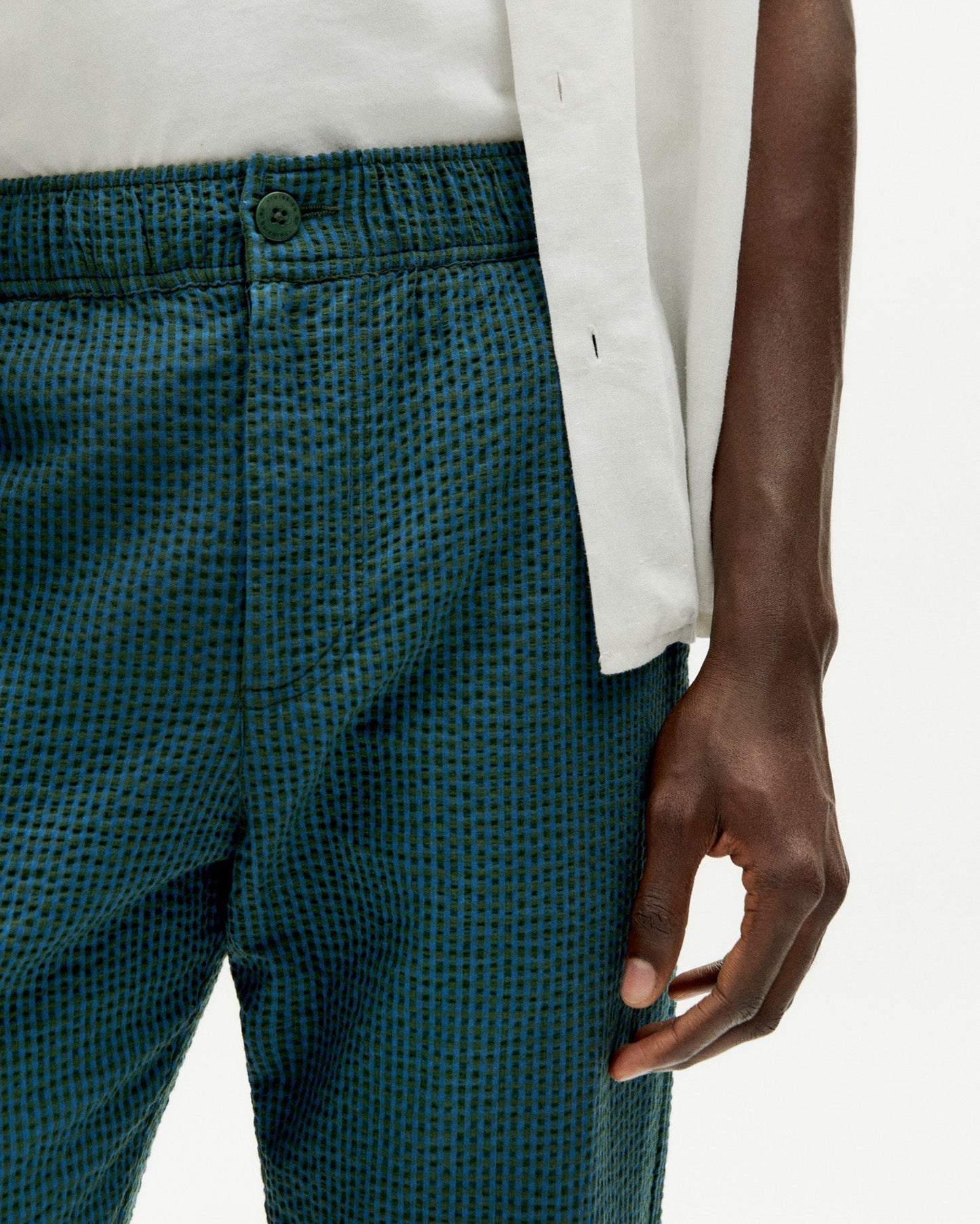 Pantalon droit en coton bio | Vert "bottle green checks seersucker travel pants"