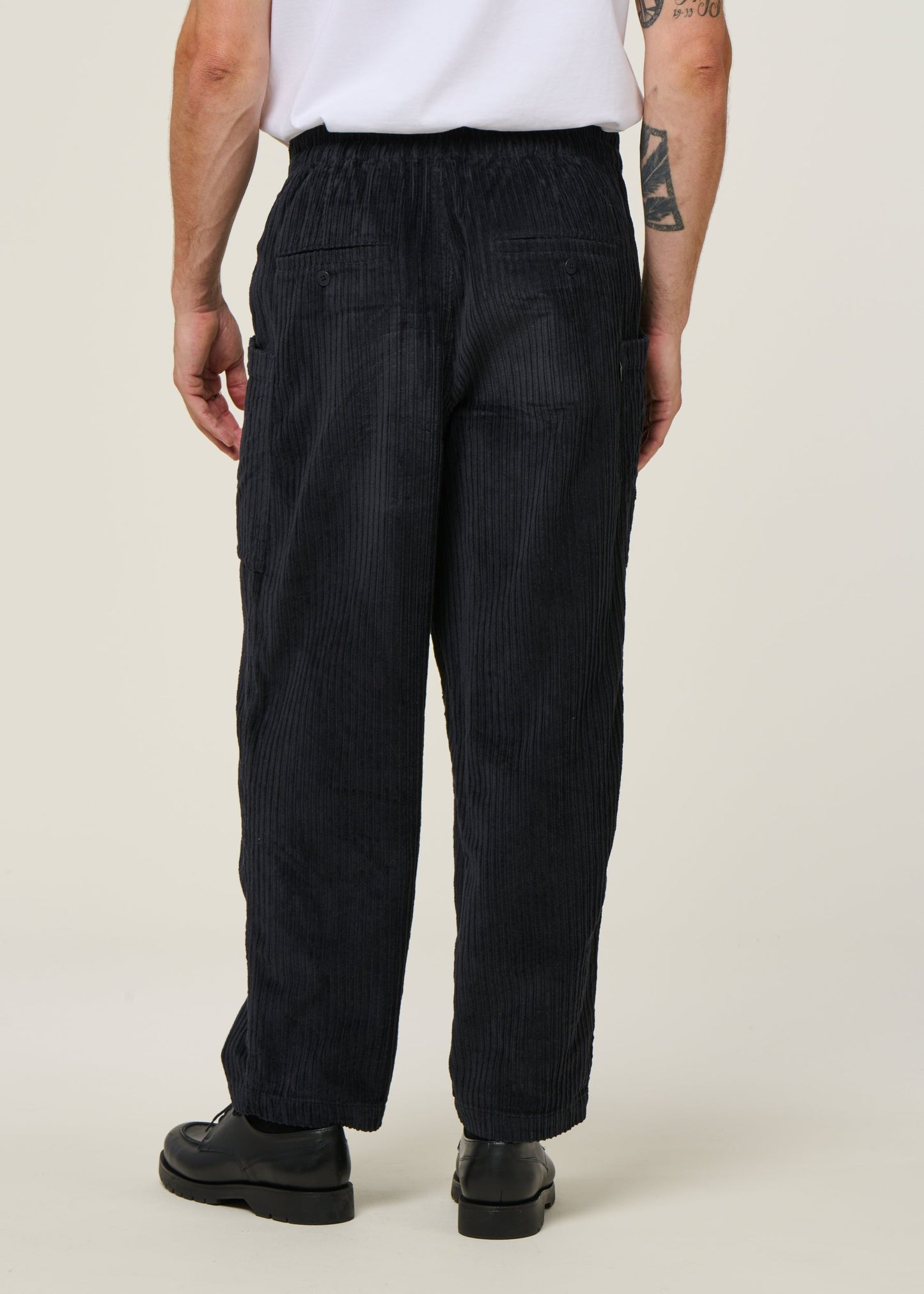 Pantalon large en velours côtelé | bleu "corduroy max pants - blue"