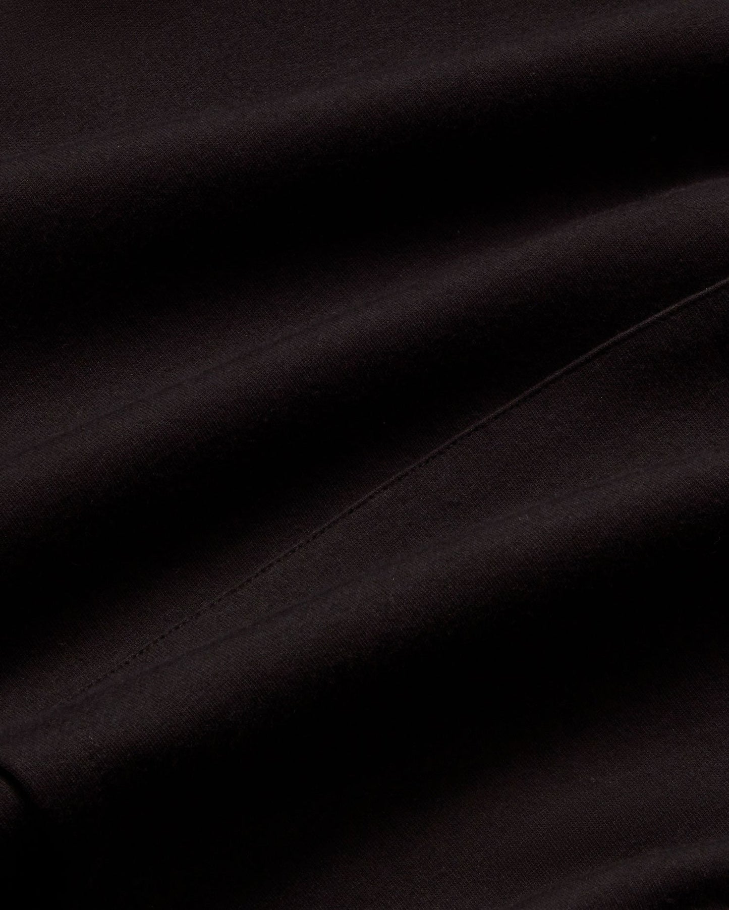Sweat oversize en coton bio et matière recyclée | noir "black andrea hoodie"