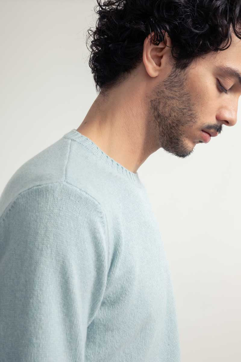 Pull en cachemire recyclé | bleu "romeo - azzurro plumbago"