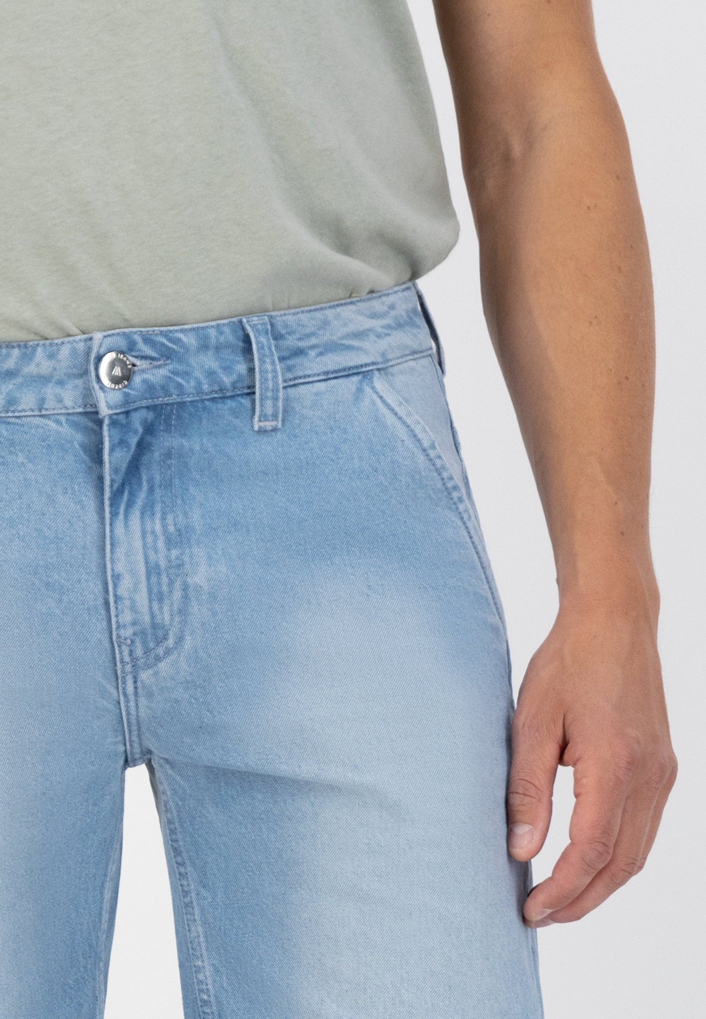 Short bleu clair en coton bio et coton recyclé - Carlo short sun stone