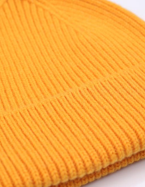 Bonnet jaune en laine mérinos recyclée - merino wool beanie burned yellow