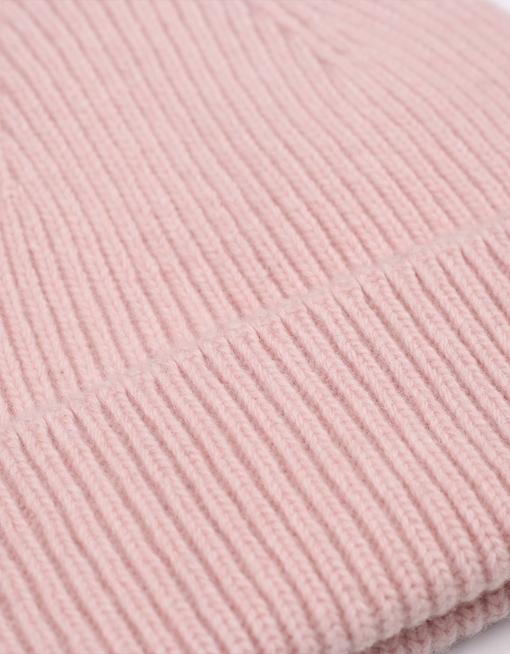 Bonnet rose en laine mérinos recyclée - merino wool beanie faded pink