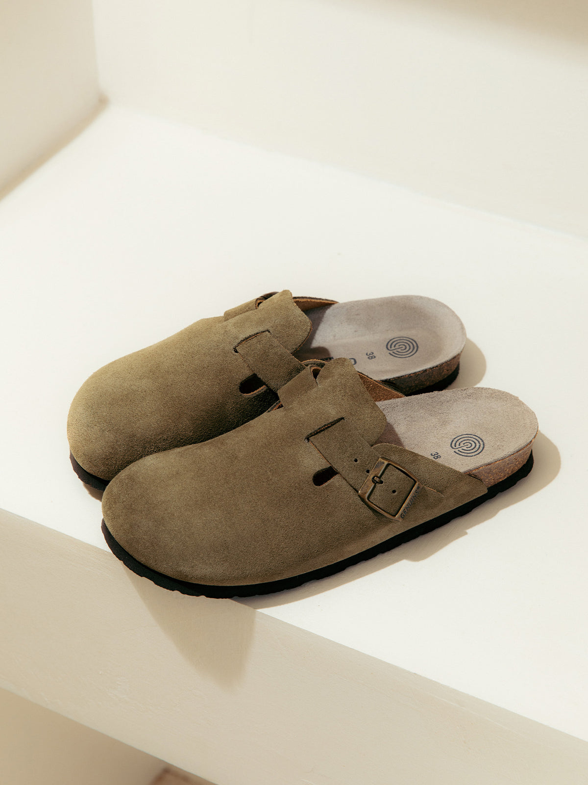 Sabots en cuir certifié | marron "riva velour kaki"