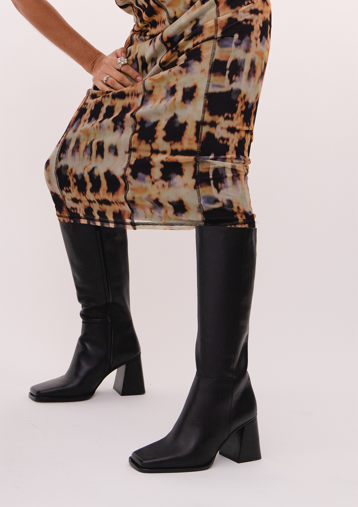 Bottes hautes à talons en cuir certifié | noir "midnight noir "