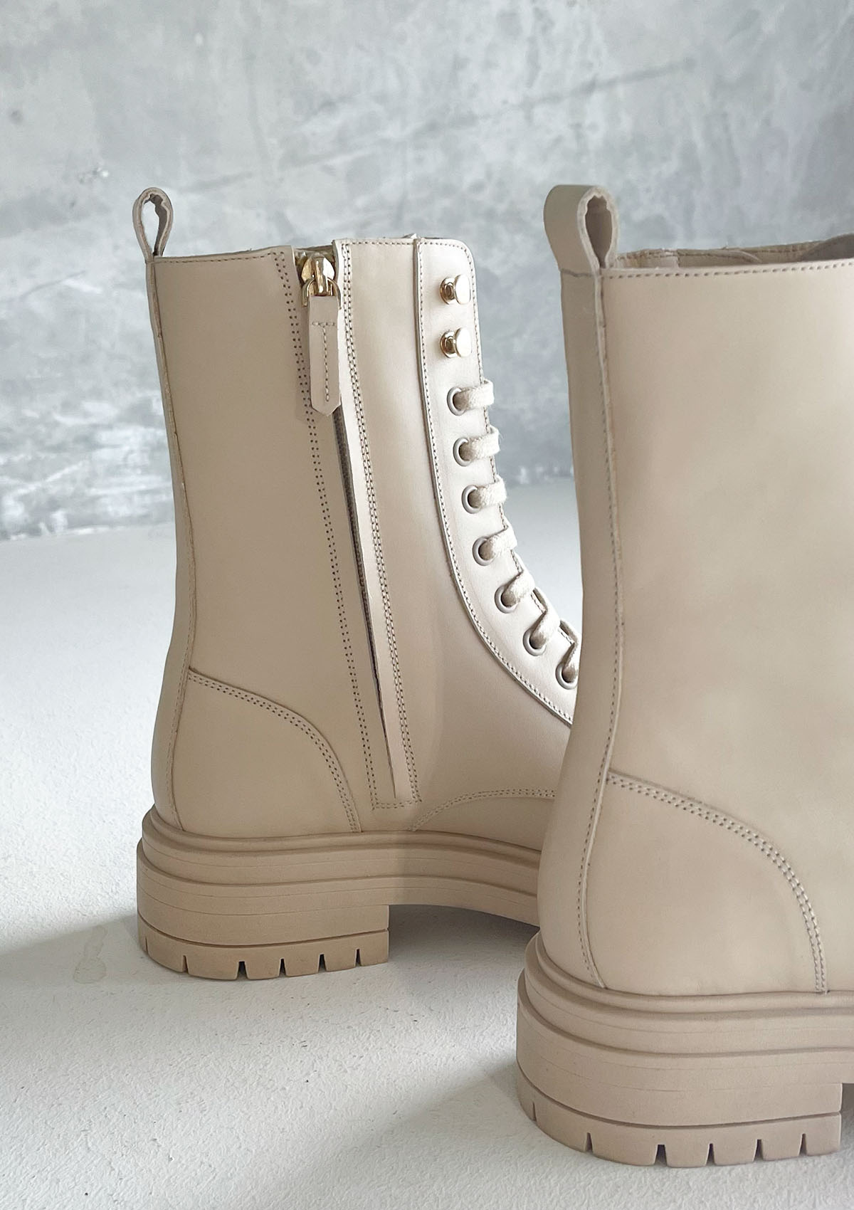 le combat beige - beige