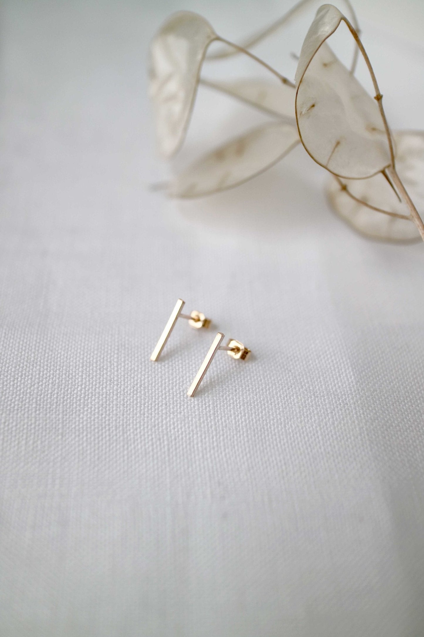 Boucles d'oreilles en argent recyclé - Minimal Bar Studs