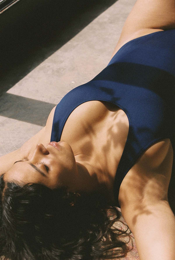 Maillot une pièce bleu marine en recyclé - Jeanne