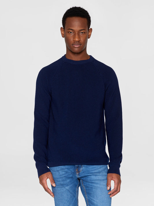 Pull à tricot en laine mérinos certifiée | Marine "o-neck merino wool total eclipse"
