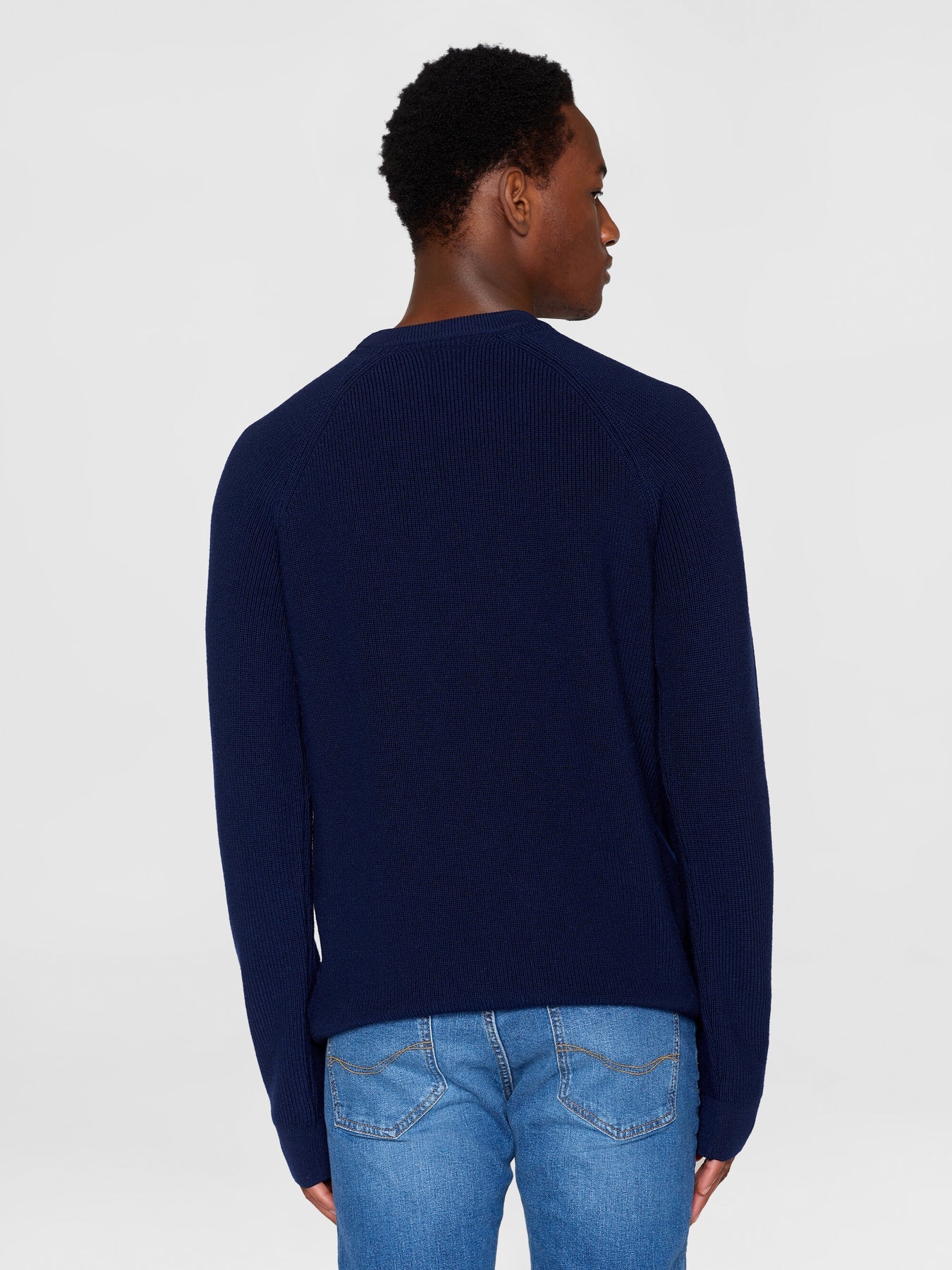 Pull à tricot en laine mérinos certifiée | Marine "o-neck merino wool total eclipse"