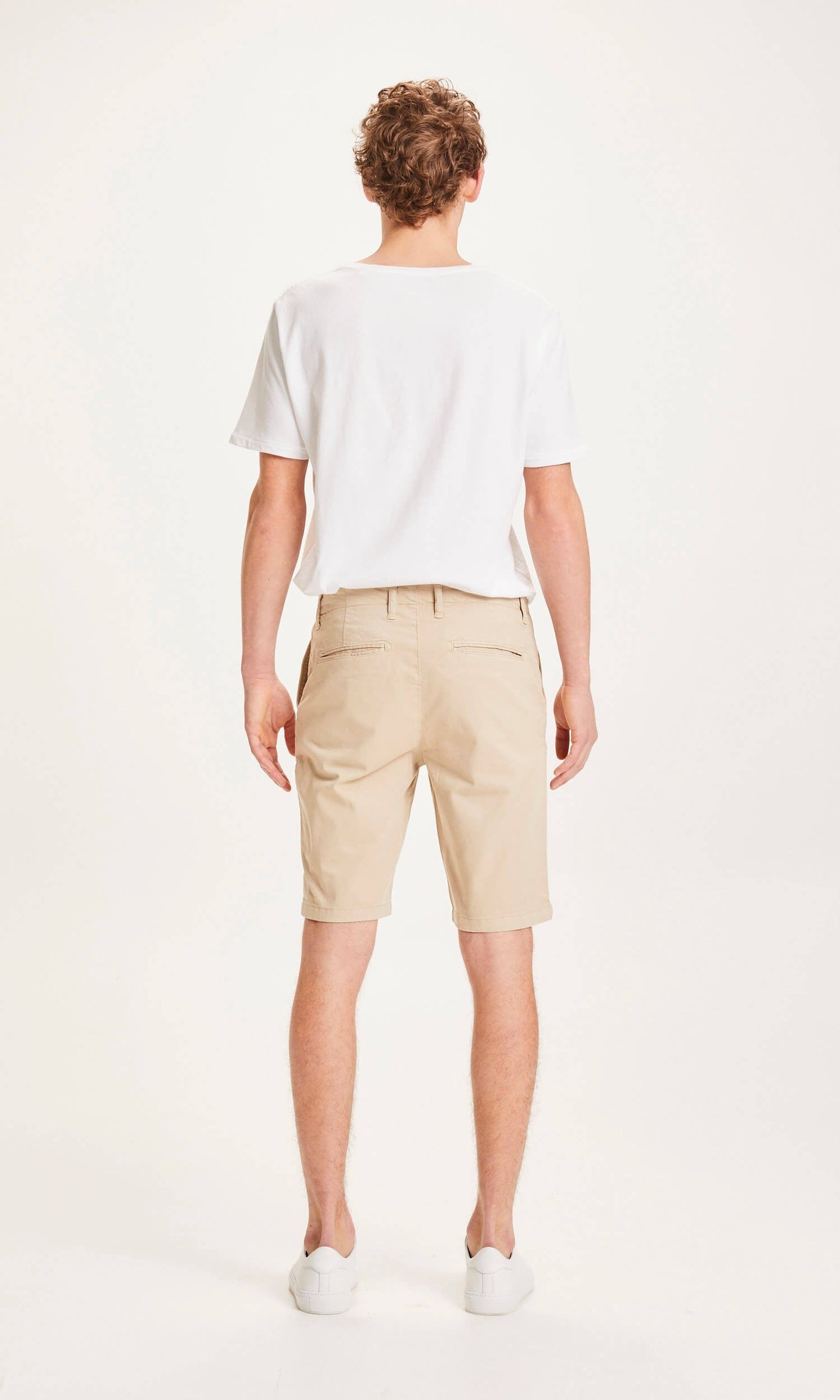 Short chino droit beige en coton bio - chuck