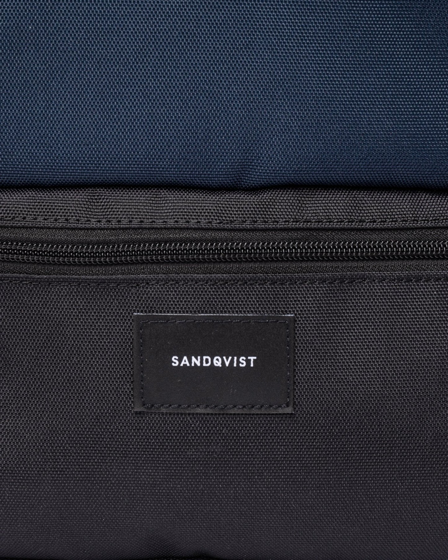 Sac à dos voyage 34L en matière recyclée | marine "otis multi navy"