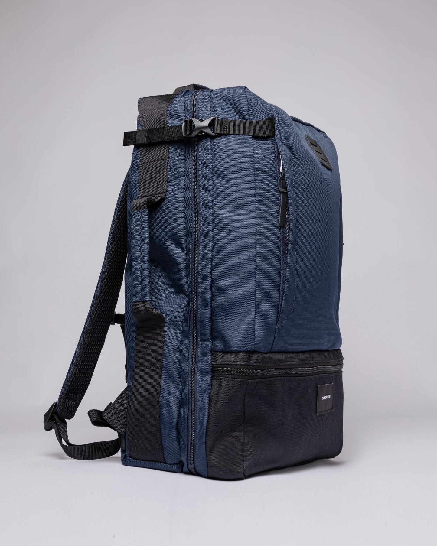 Sac à dos voyage 34L en matière recyclée | marine "otis multi navy"