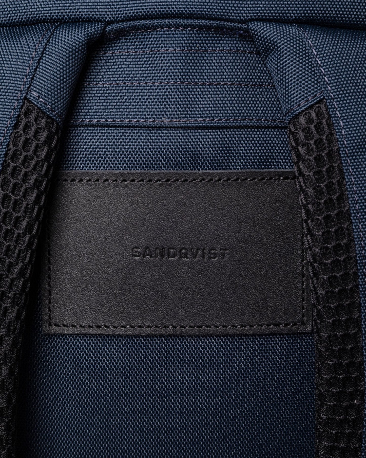 Sac à dos voyage 34L en matière recyclée | marine "otis multi navy"