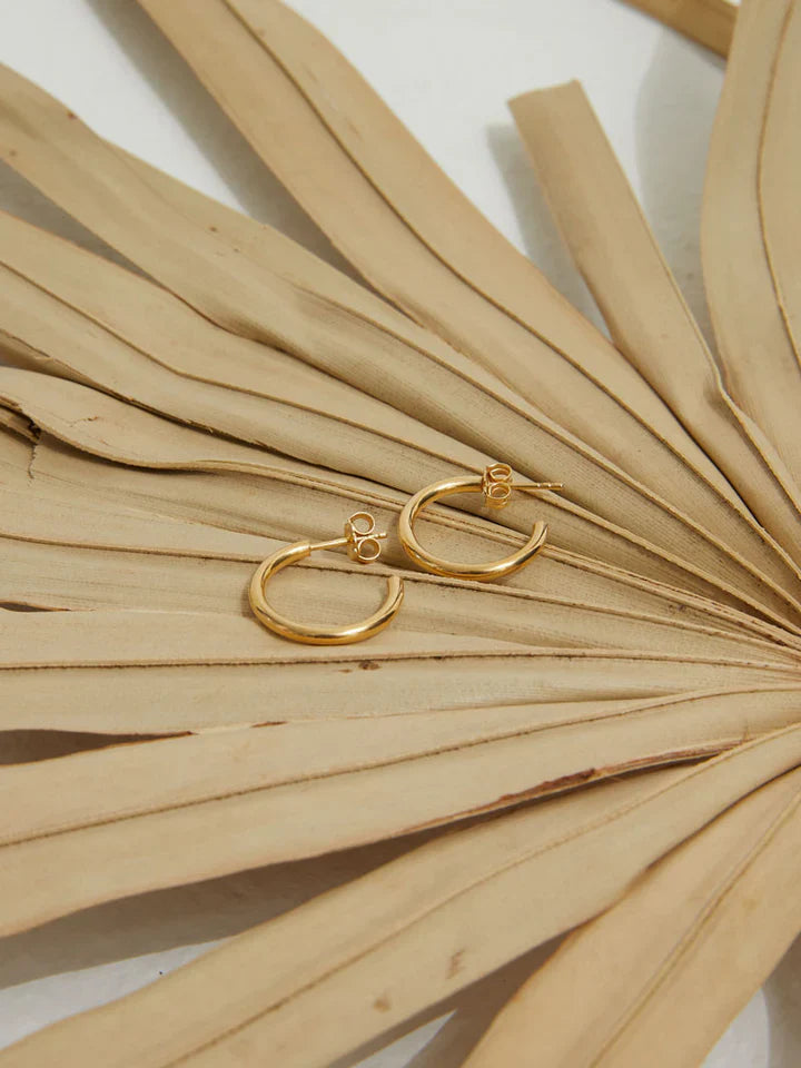 Boucles d'oreilles en plaqué or certifié | doré "twisted earrings - gold"
