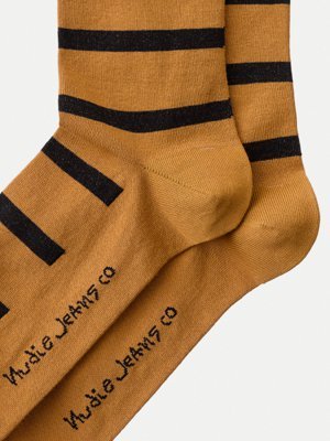 Chaussettes hautes rayées camel et noir en coton bio - Olsson