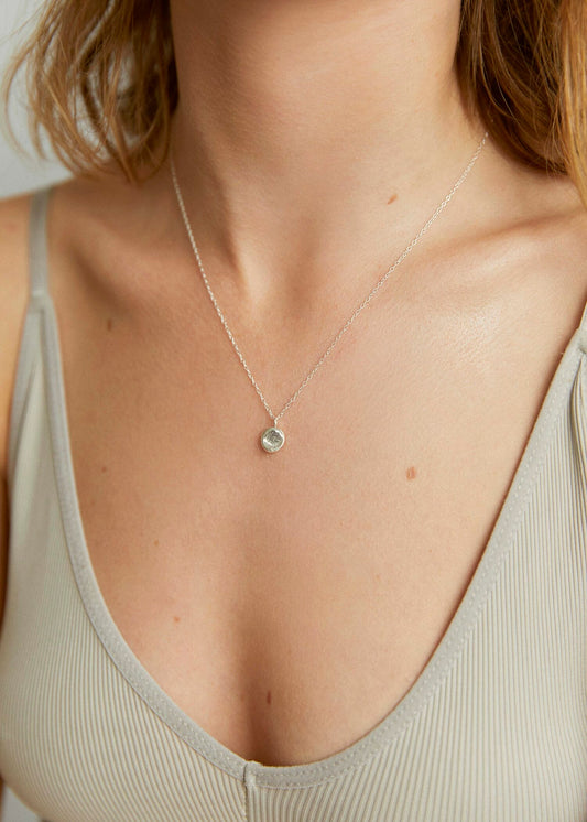 Collier en argent recyclé -  Organic disc Pendant Necklace