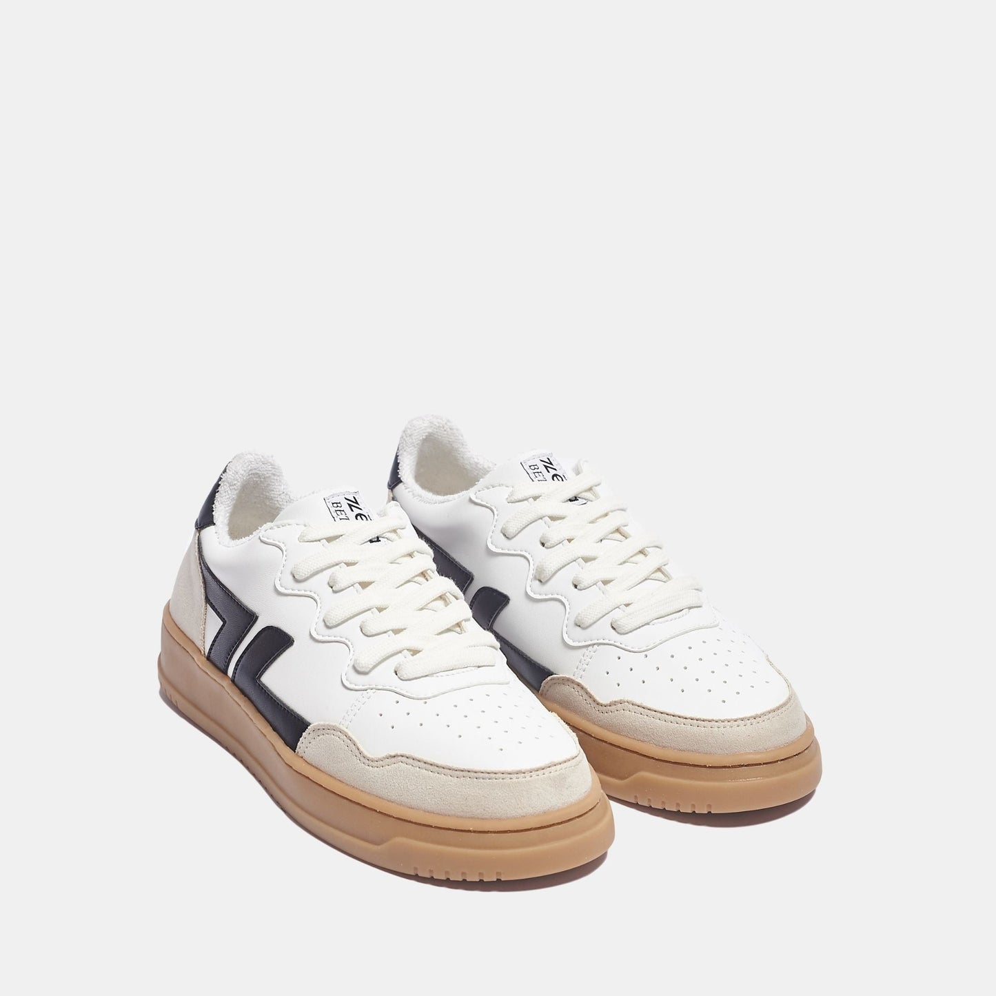 Baskets vegan noires semelles camel | "beta b2 noir"