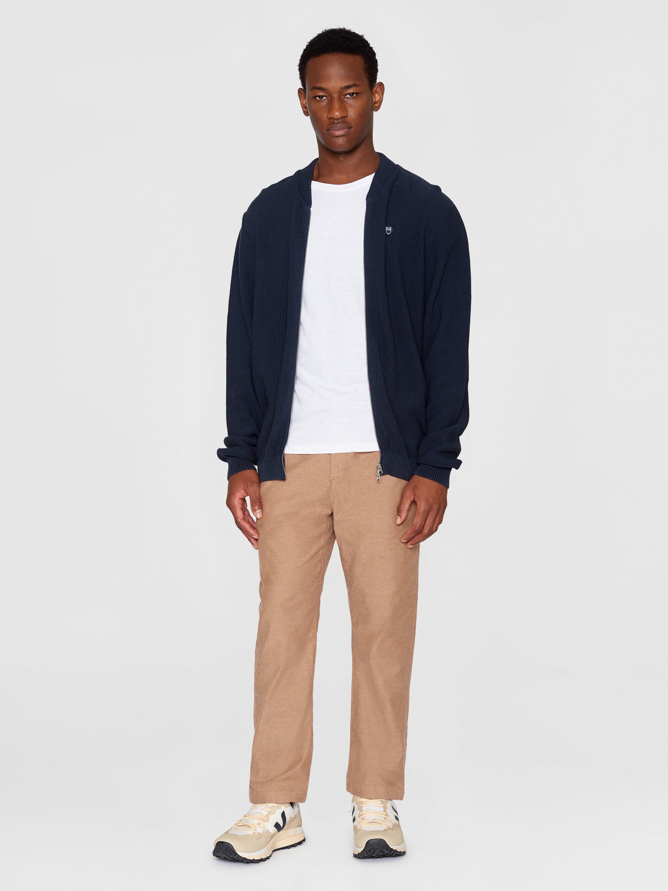 Gilet zippé en coton bio | Marine "pique badge knit o-neck total eclipse"