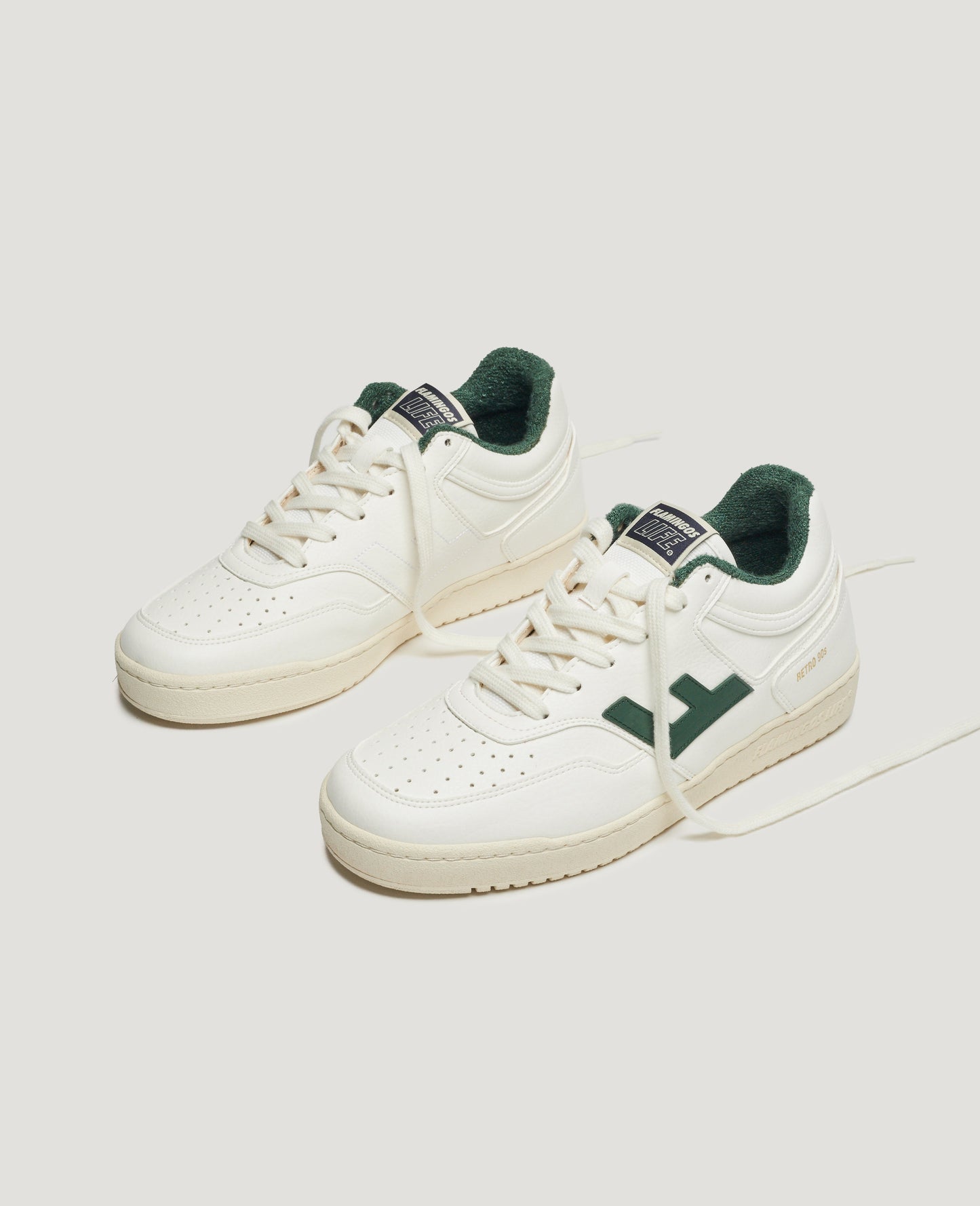 Baskets vegan en recyclé | blanc et vert "retro 90s white forest"