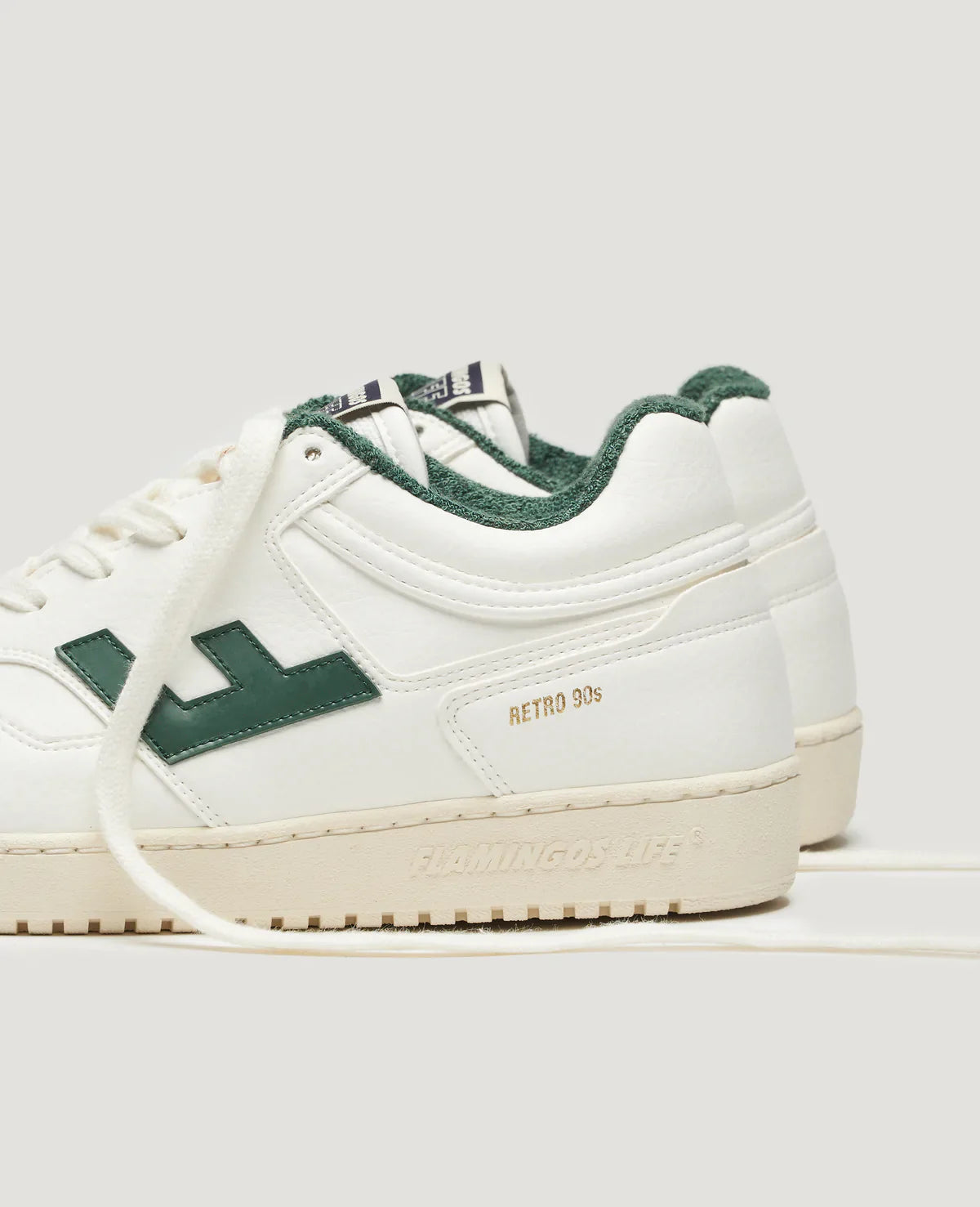 Baskets vegan en recyclé | blanc et vert "retro 90s white forest"