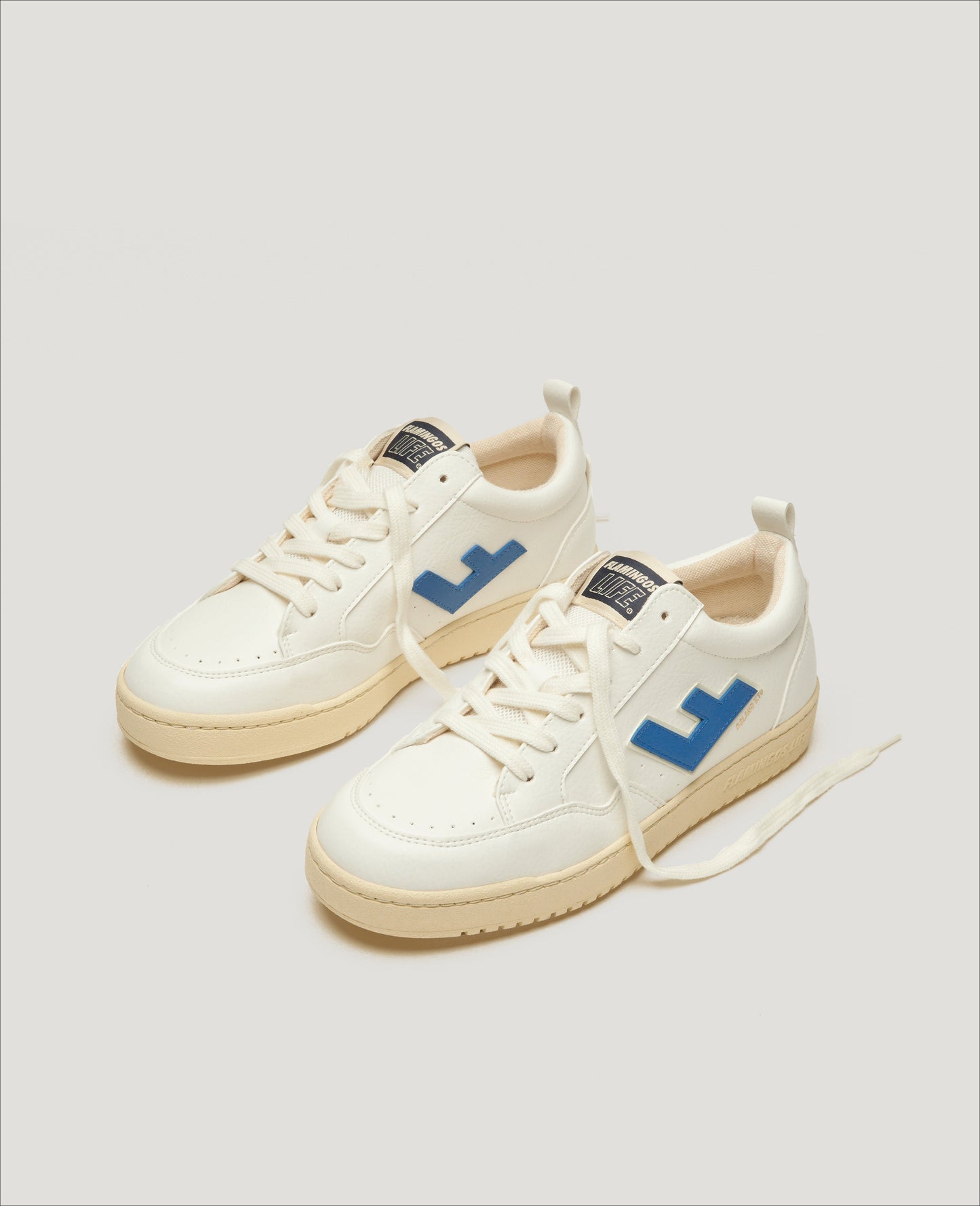 Baskets vegan en recyclé - roland v10 white sky vanilla