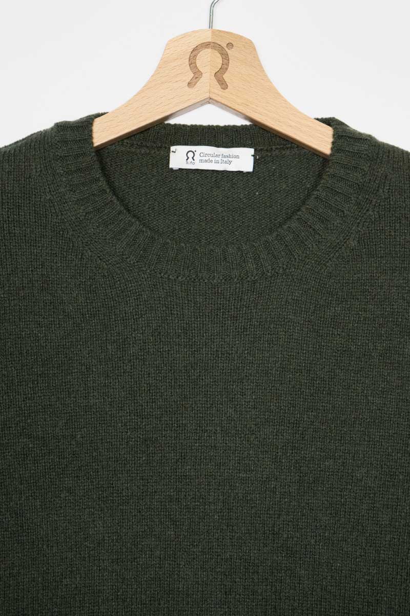 Pull col rond en cachemire recyclé | kaki "maglia romeo verde foresta"