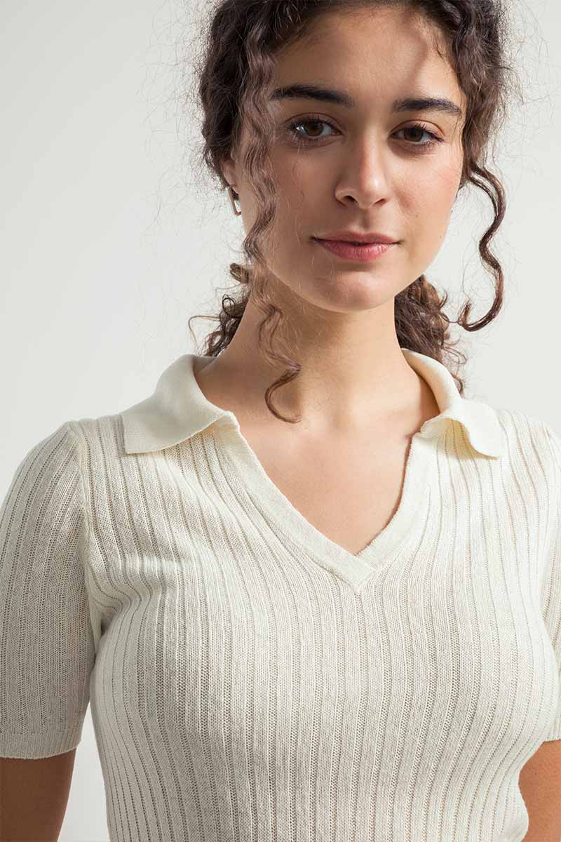 Polo manches courtes en soie recyclée | écru "polo donna seta rigenerata gigi"