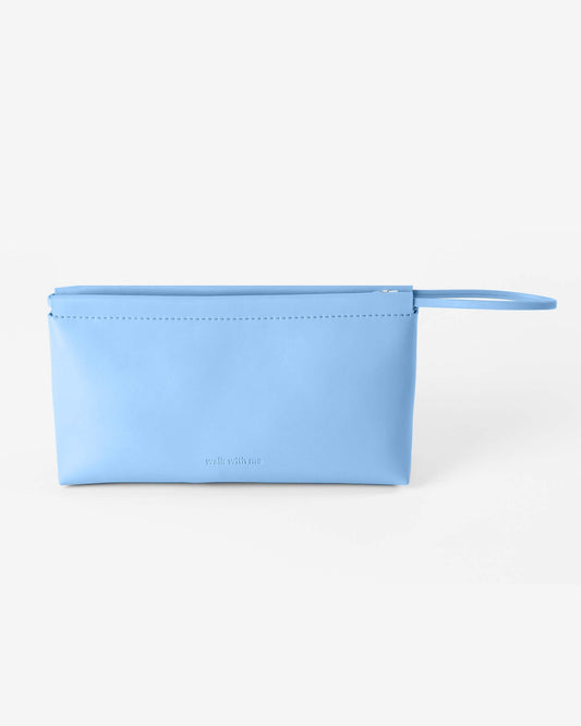 Pochette bleue ciel en matières recyclées - regular pouch light blue