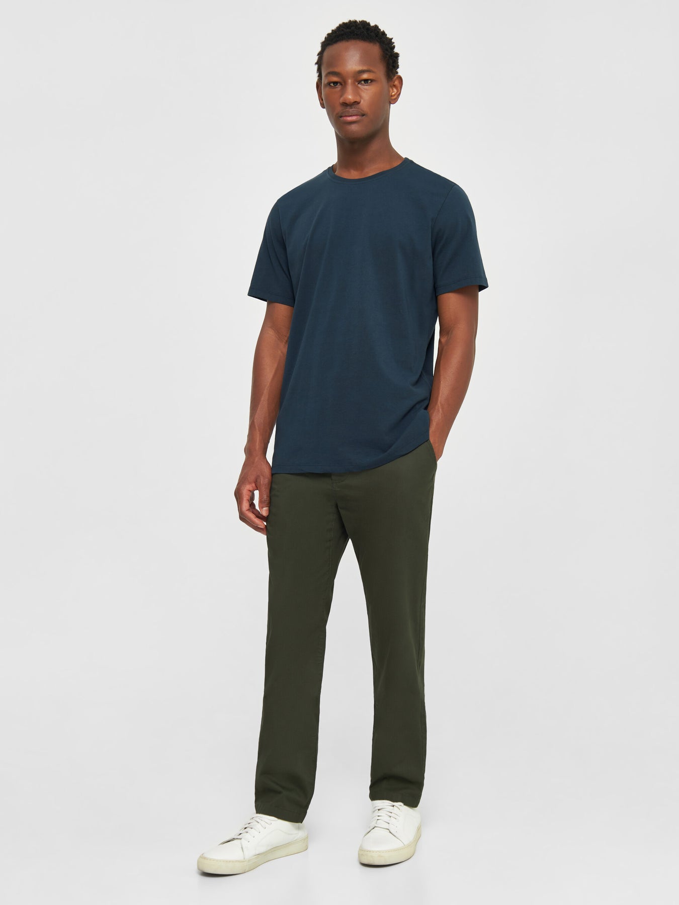 T-shirt  en coton bio | bleu marine "basic tee total eclipse"