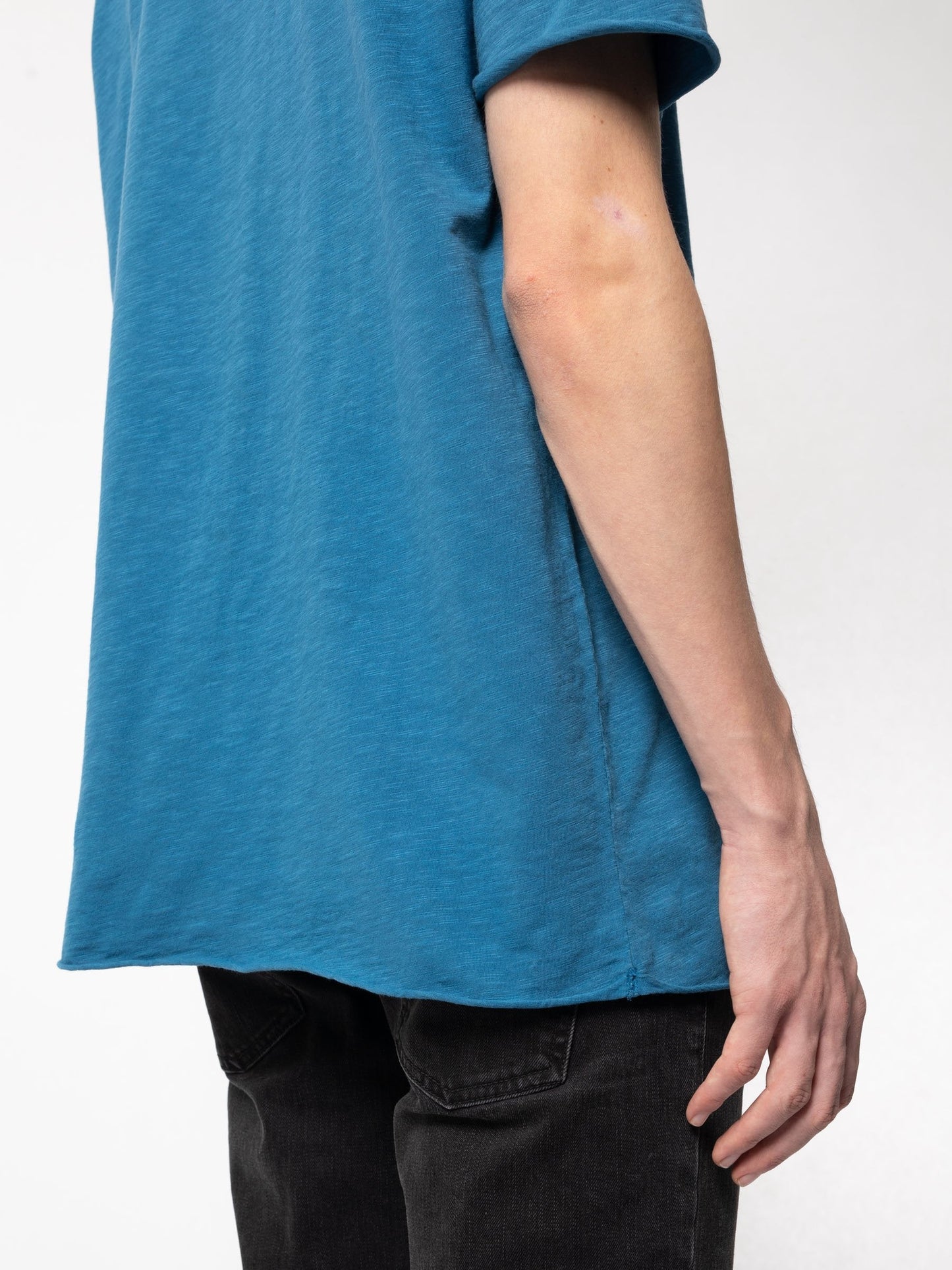 T-shirt ample bleu en coton bio -  roger skyblue