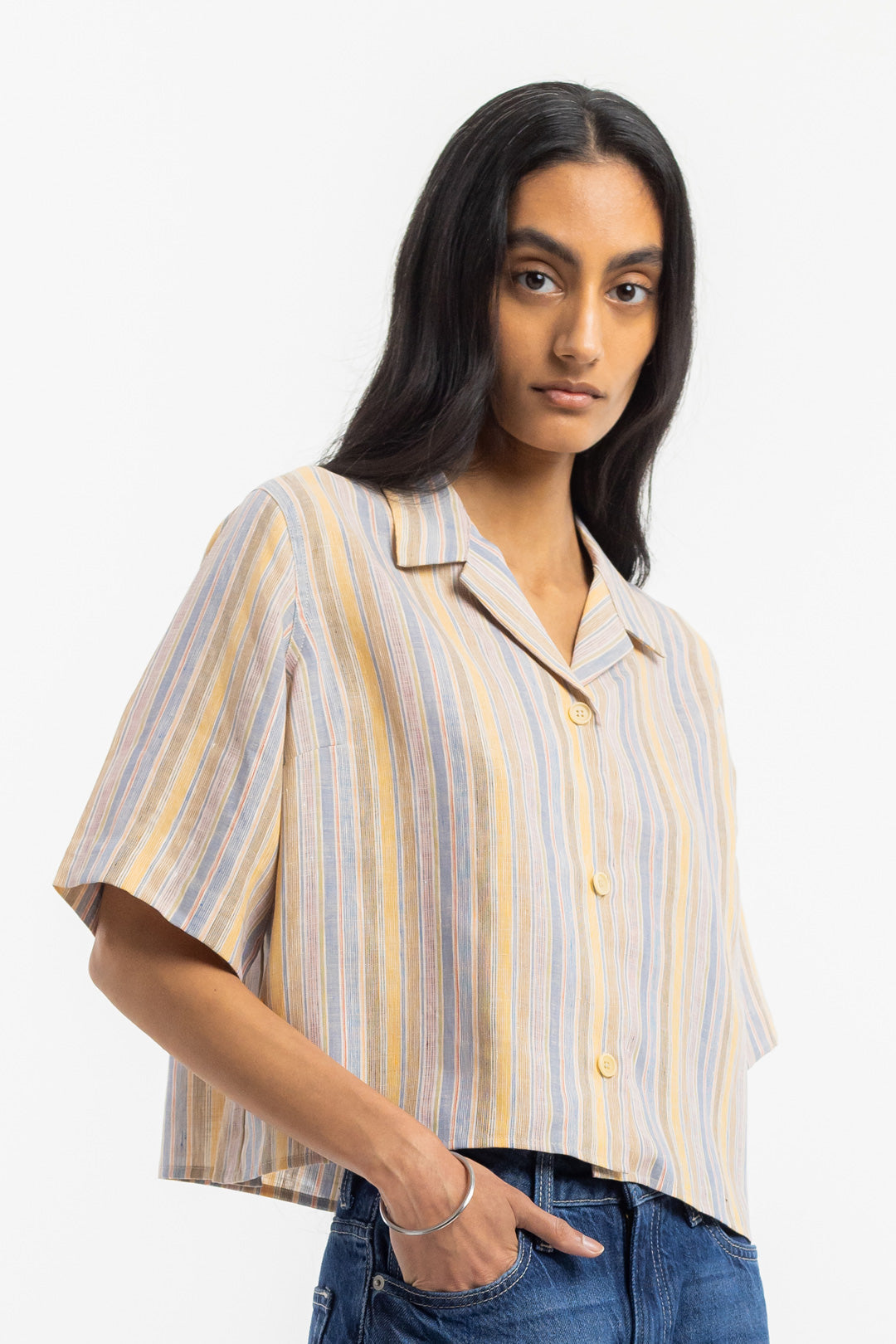 Chemise courte en coton bio et lin | multicolore "cropped bowling shirt multi stripe"