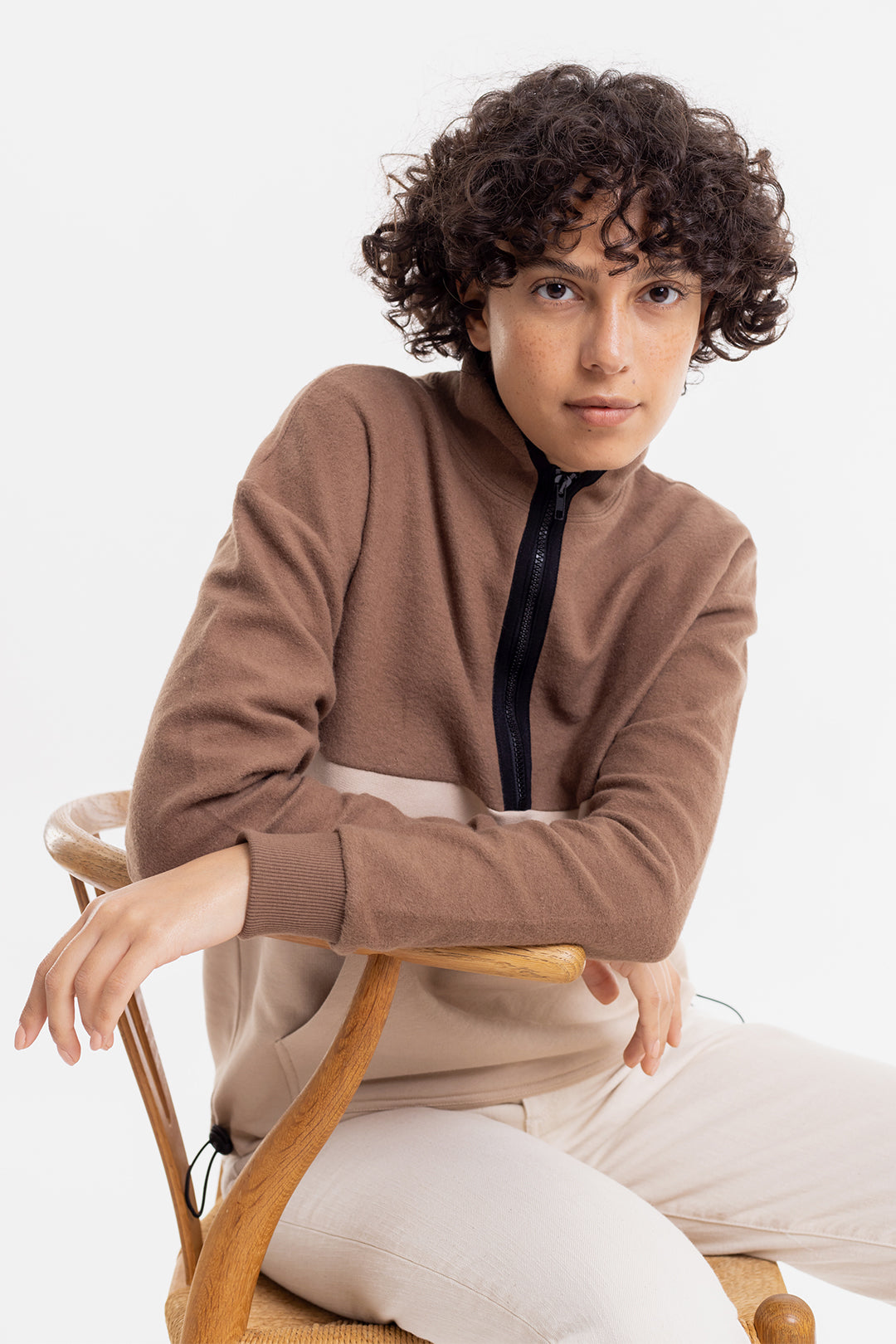 Sweat bicolore col zippé en coton bio - divided half zip sweatshirt-oatmeal/chestnut
