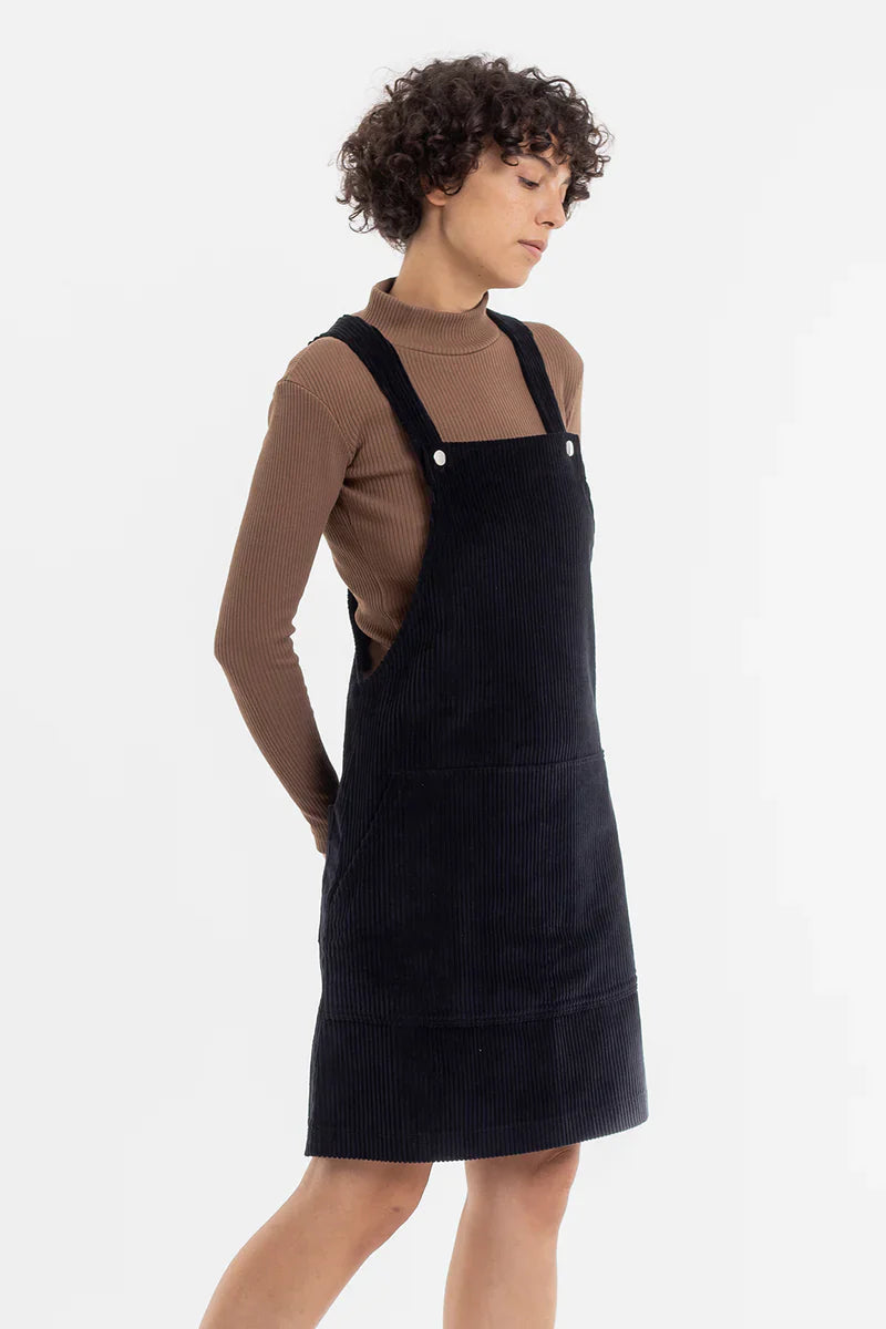 Robe salopette noire en coton bio - dungaree corduroy dress black